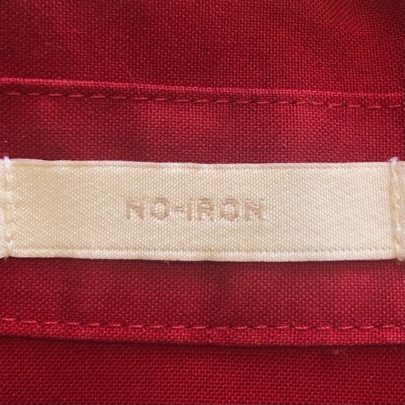 CHICO’S / no iron/ size 1/ button down/ red / Long sleeve - Picture 5 of 10